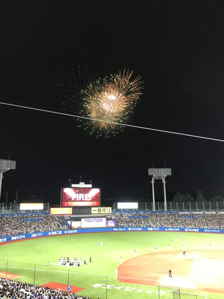 2023年8月19日の神宮花火ナイター