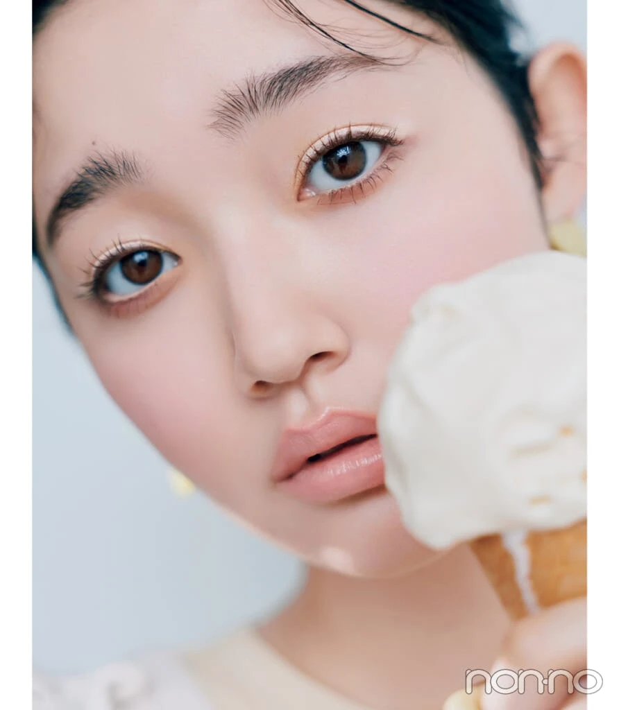 小宮山莉渚のアイスクリームメイクモデルカット1-1