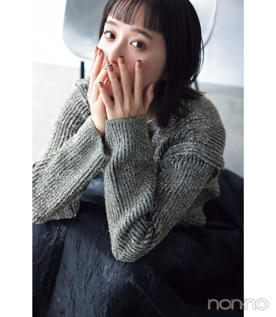 堀田真由のニット×ネイルモデルカット1-19