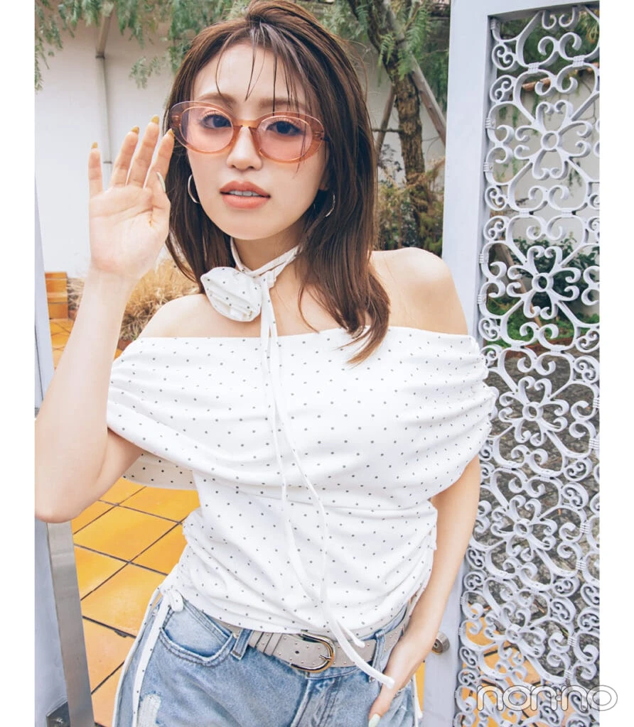 韓国のメガネブランドCARINのサングラス着用写真