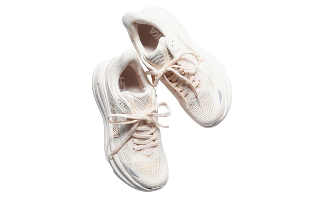 疲れないスニーカー大賞「HOKA BONDI 9 Vanilla/Birch」