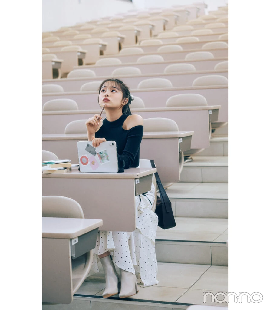 林芽亜里の金曜日の放課後お出かけする日のコーデ