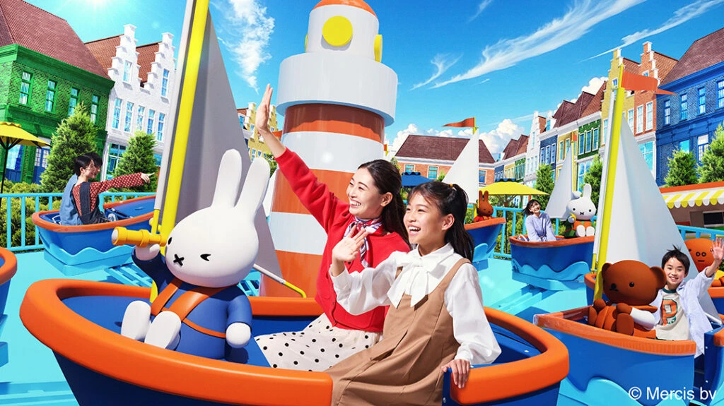 「ミッフィー・ワンダースクエア」のアトラクション「ミッフィー&フレンズのヨットセーリング」