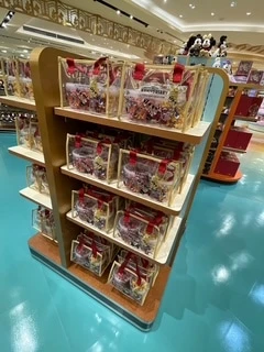 ディズニーストア 6