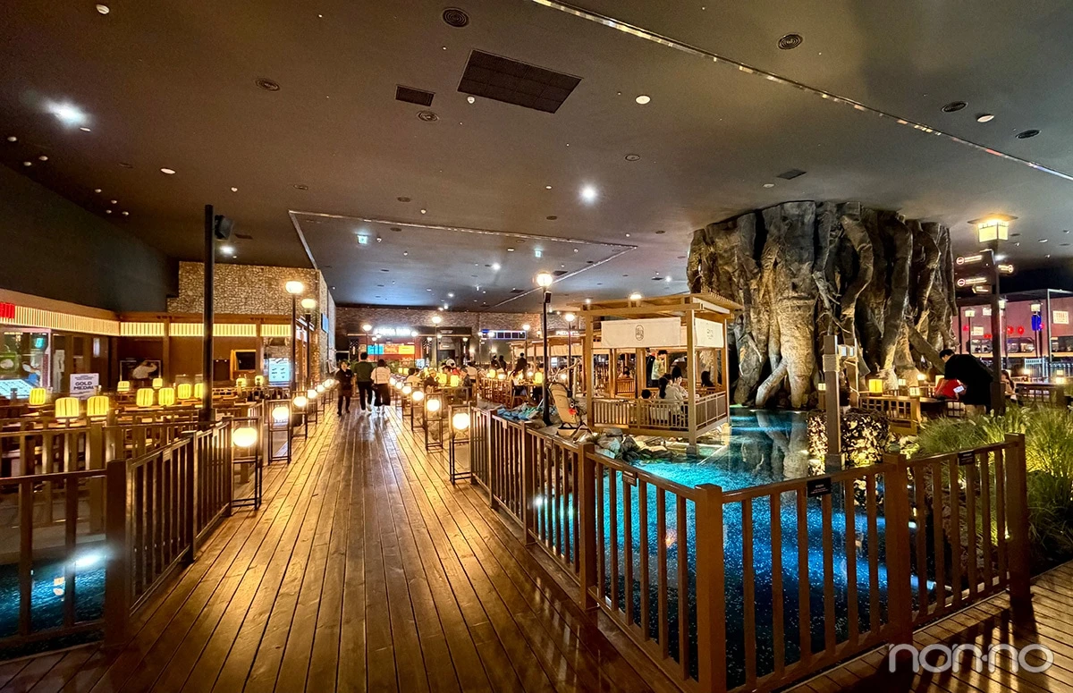 インスパイア・エンターテインメント・リゾート「オアシスグルメビレッジ」店内