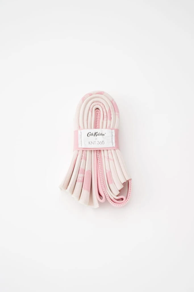 CK×KNT365 Knitty Heart Cherryのライトピンクを折りたたんだ様子