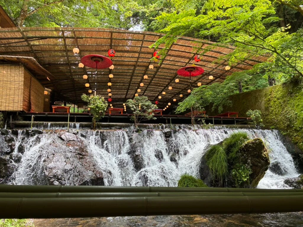 川床の景色