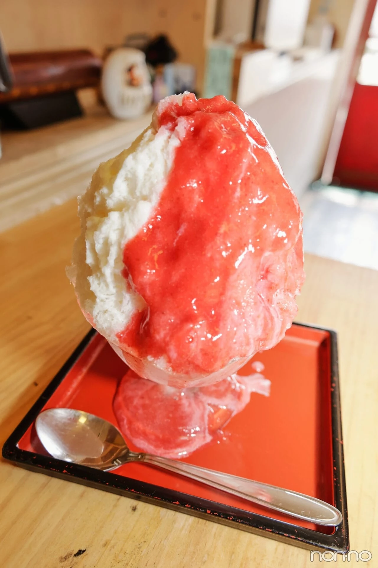 ひみつ堂のかき氷・ひみつのいちごみるくの写真
