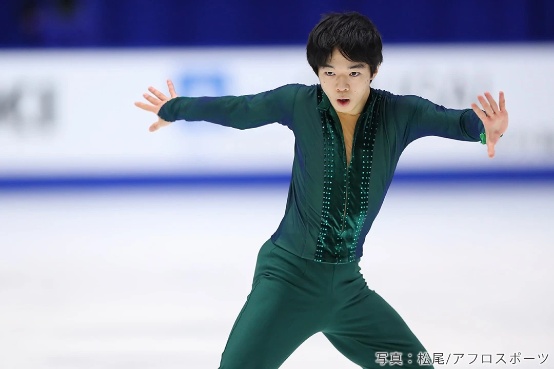 NHK杯でフリープログラム「アバター」を披露し優勝したフィギュアスケート男子鍵山優真