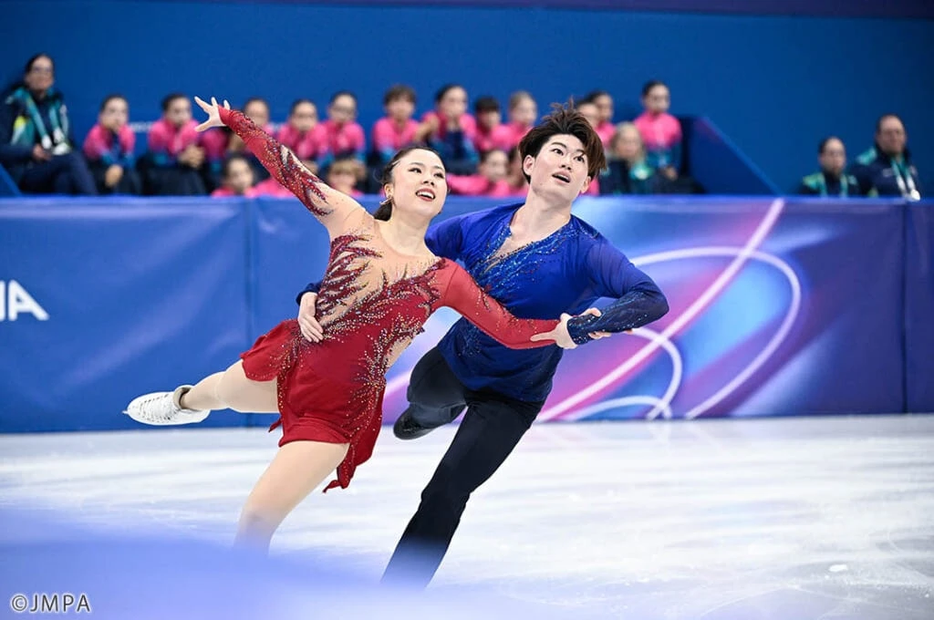 吉田唄菜&森田真沙也組(うたまさ):ミラノ五輪フィギュア団体戦でフリーダンスを滑る姿